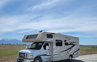 2014 Ford Coachmen Leprechaun