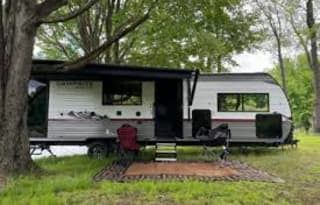 Sunflower Camper Rentals - 2025 Campsite Reserve