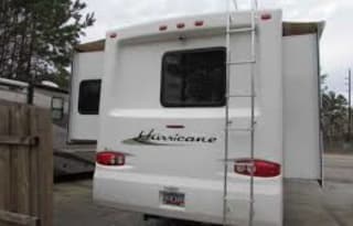 2008 Thor Hurricane 34B - Bunkhouse