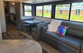 2021 Keystone RV Cougar Half-Ton Series 32BHS
