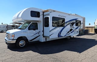 27*NEW* 2022 Thor LUXURY KING Bed, 8 Sleeper,Solar
