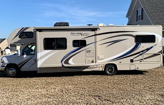 Blackrose72 RV Rental