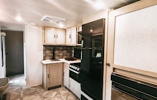 Luxurious 2023 2BR Bath&1/2(Wildwood)