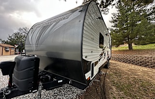 Family Fun 2018 Shockwave 30ft Toyhauler