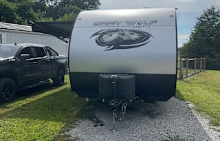 2022 Cherokee Grey Wolf 22MKSE