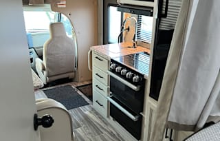 2022 Thor Motor Coach Freedom Elite 22FE