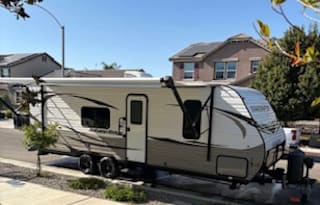Meet The Garcia Glampster!