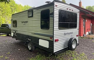 Cozy camper for 2 2018 Keystone RV Springdale