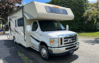 2018 Coachmen Leprechaun