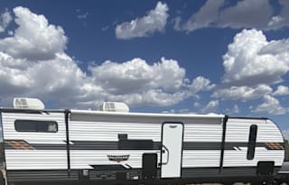 RV BNB FULLY stocked for vacation BEAUTIFUL ARERA