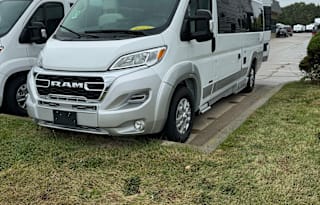 2024Roadtrek pet friendly