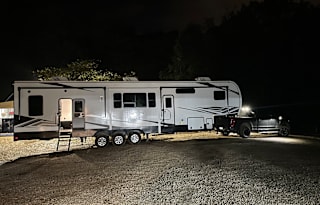 42’ toy hauler.