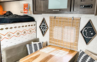 Cozy Camper - 2021 Coleman Lantern - Tons Included