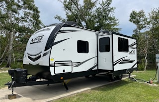 L63 2022 Heartland MPG 2500 BH