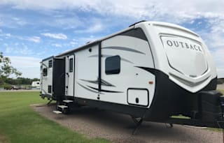 2017 Outback 325bh