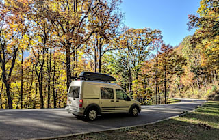 ♫ DOLLY ♫ Ford Transit Connect Camper Van