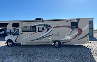 2018 Thor Motor Coach Chateau 22B
