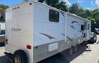 2011 Keystone RV Summerland 2980BHGS