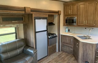 2018 Keystone RV Cougar X-Lite 28SGS