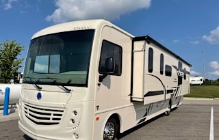 2021 Holiday Rambler Admiral 34J Bunkhouse