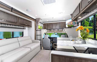 2022 32ft Bunkhouse Motorhome
