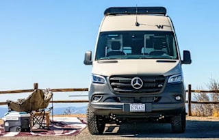 FREEDOM: 4×4 WINNEBAGO REVEL