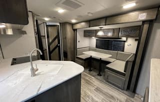 Beautiful 2021 North Trail 24' Bunkhouse