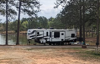 Luxury 5th Wheel Getaway with Rear Deck