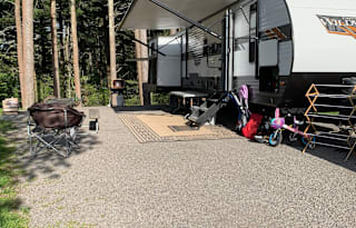 2021 Forest River RV Wildwood 31KQBTS