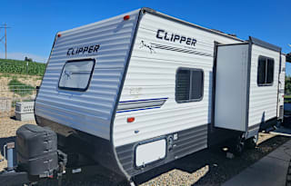 2018 Coachmen RV Clipper Ultra-Lite 21BHS
