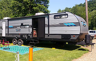 "Silver Surfer Setups"  2022 Forest River Salem 36
