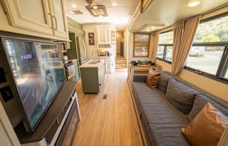 Big Family RV Rental