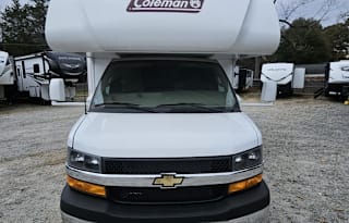 2024 Thor Motor Coach Coleman 22cm "Like New"