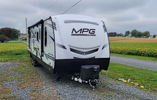2022 Cruiser MPG 3100BH (Ephrata, PA) Will Deliver