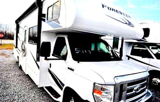 Just Serviced, 2020 Class C Sleeps 6!
