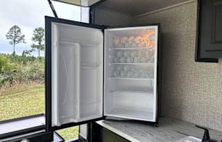 Brand NEW 2023 Jayco Jay Flight with Bunkroom
