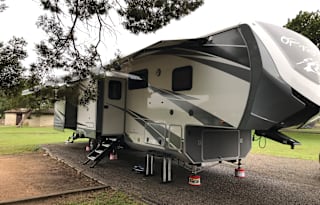 New HighlandRidge 3XOpenRange427BunkOptional WiFi