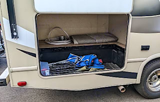 Sweet Melissa 2017 Thor Motor Coach Four Winds 22E