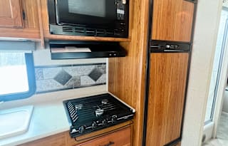 Spacious 2017 Jayco Redhawk with huge slide-out!