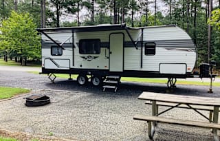 Fully Loaded Camper made for a Glamper!