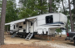 Cletus 2.0 - SOUTHEAST CAMP & TRAVEL, LLC