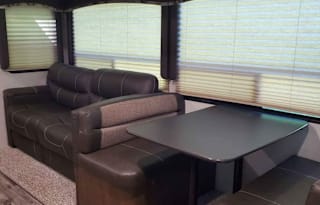 Pet Friendly Rental with Bunks & King Size bed!