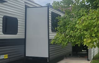 No towing, "We only do delivery and pick up."