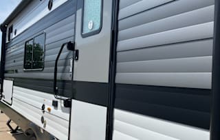 2023 Transcend Explor (Home Away From Home)