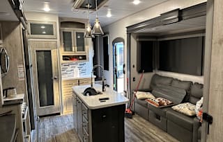 2022 Keystone RV Avalanche 378BH