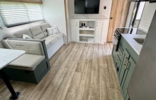 BRAND NEW & Family Friendly Travel Trailer