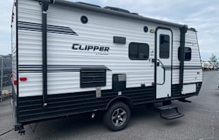 Easy Tow Family Glamper
