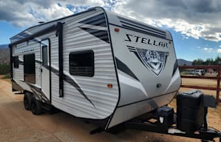 Wonderful Toyhauler that sleeps 5