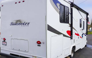2019 Forest River RV Sunseeker 2650 -27 foot
