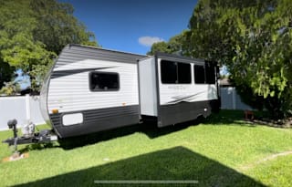 Pinto’s Camper